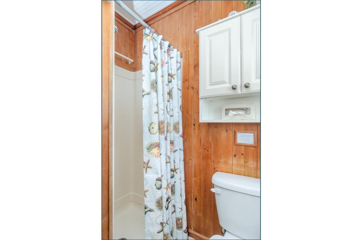 The Pelican Hidden Treasure Inn Room 2 By Bryant Real Estate Kure Beach Dış mekan fotoğraf