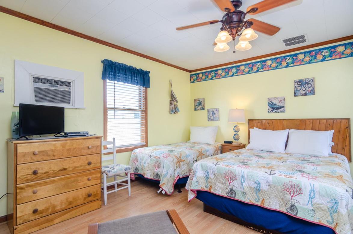 The Pelican Hidden Treasure Inn Room 2 By Bryant Real Estate Kure Beach Dış mekan fotoğraf